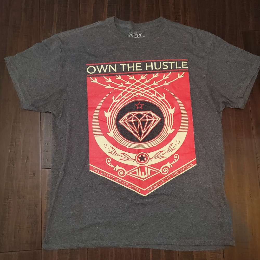 Young and Wild Slogan Tee sz Large